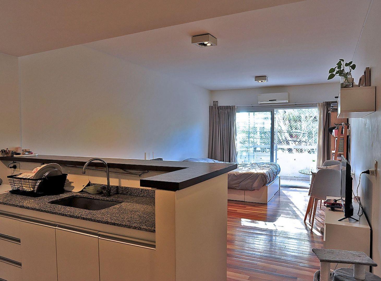 Venta Monoambiente con balcón y amenities Urquiza