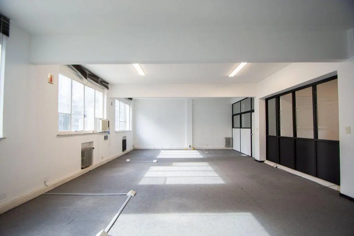 Oficina de 140mts en VENTA en SAN NICOLAS 4