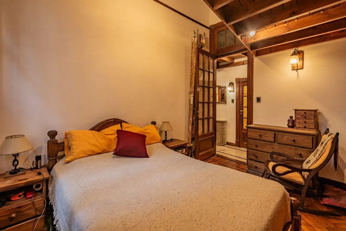 Venta Dpto 3/4 ambientes con altillo en Almagro 2