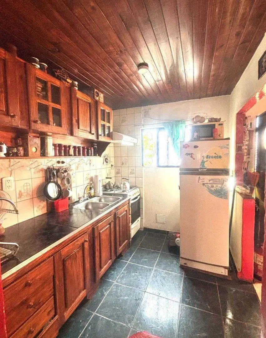 VENTA PH 4 AMBIENTES CON PATIO EN CASEROS 4