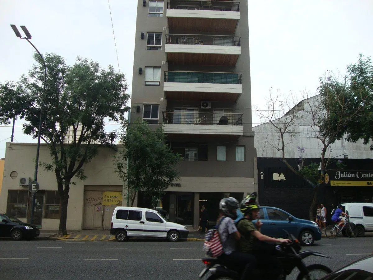 Alquiler 2 ambientes, cochera, balcón y amenities 2