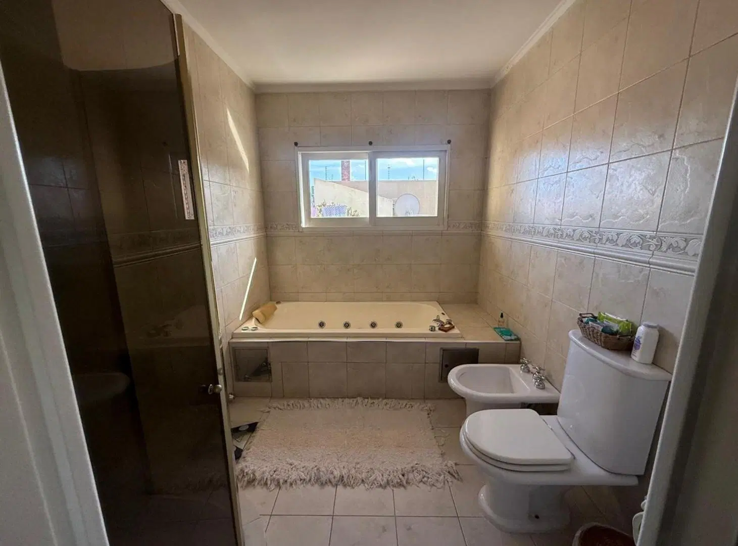 VENTA CASA y GALPON QUINCHO COCHERA TABLADA 5