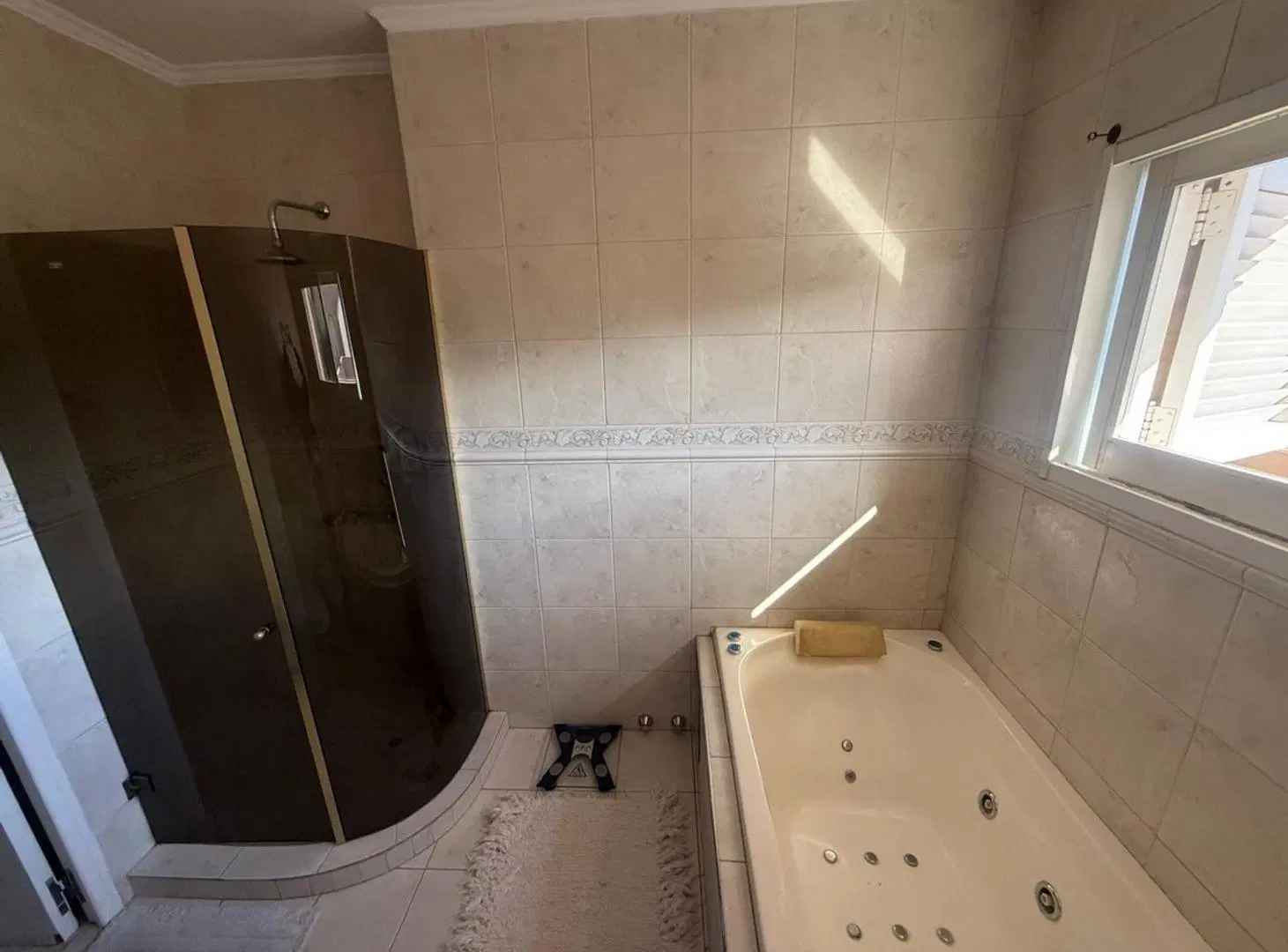 VENTA CASA y GALPON QUINCHO COCHERA TAPIALES 5