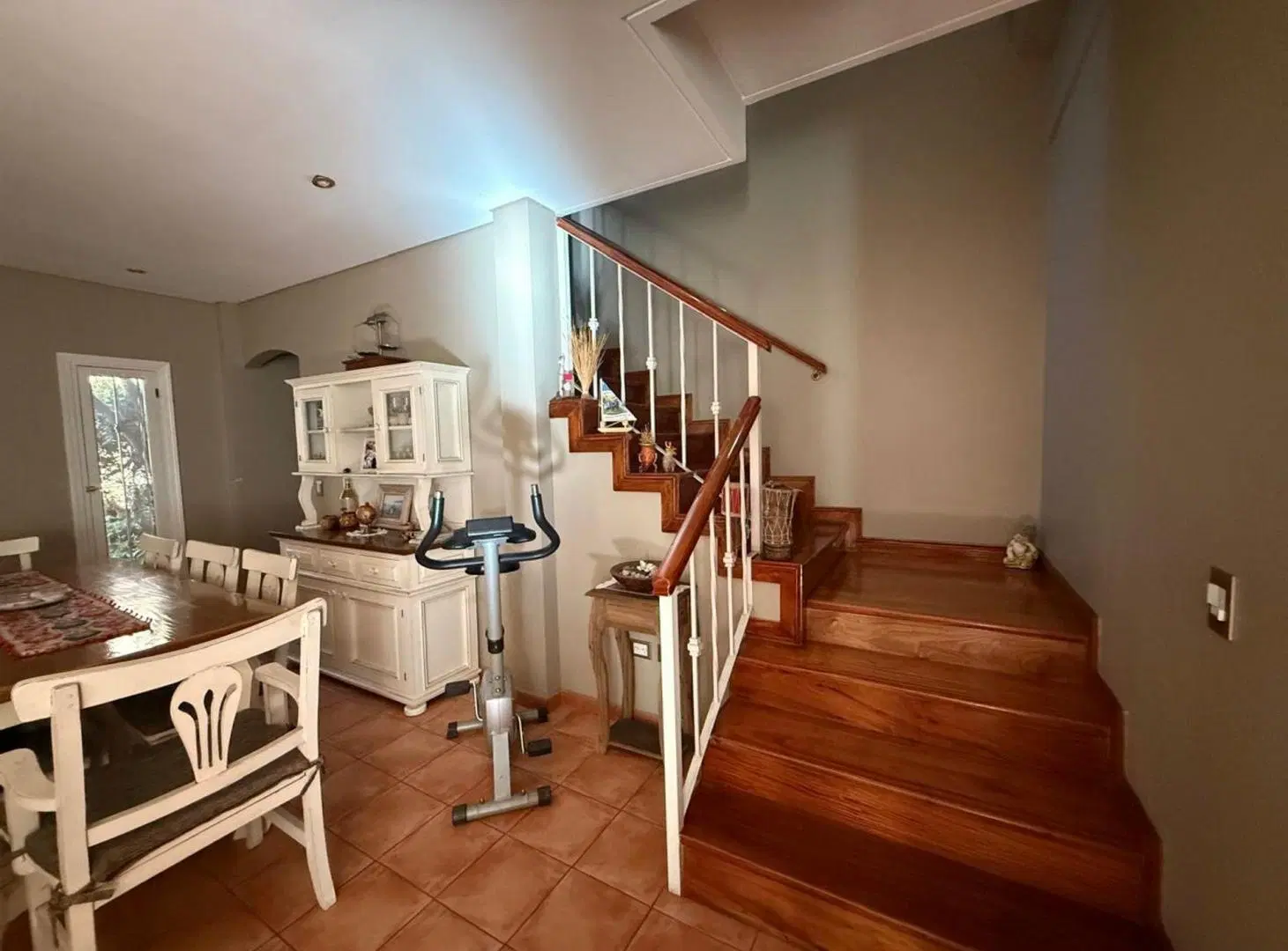 VENTA CASA y GALPON QUINCHO COCHERA TAPIALES 2
