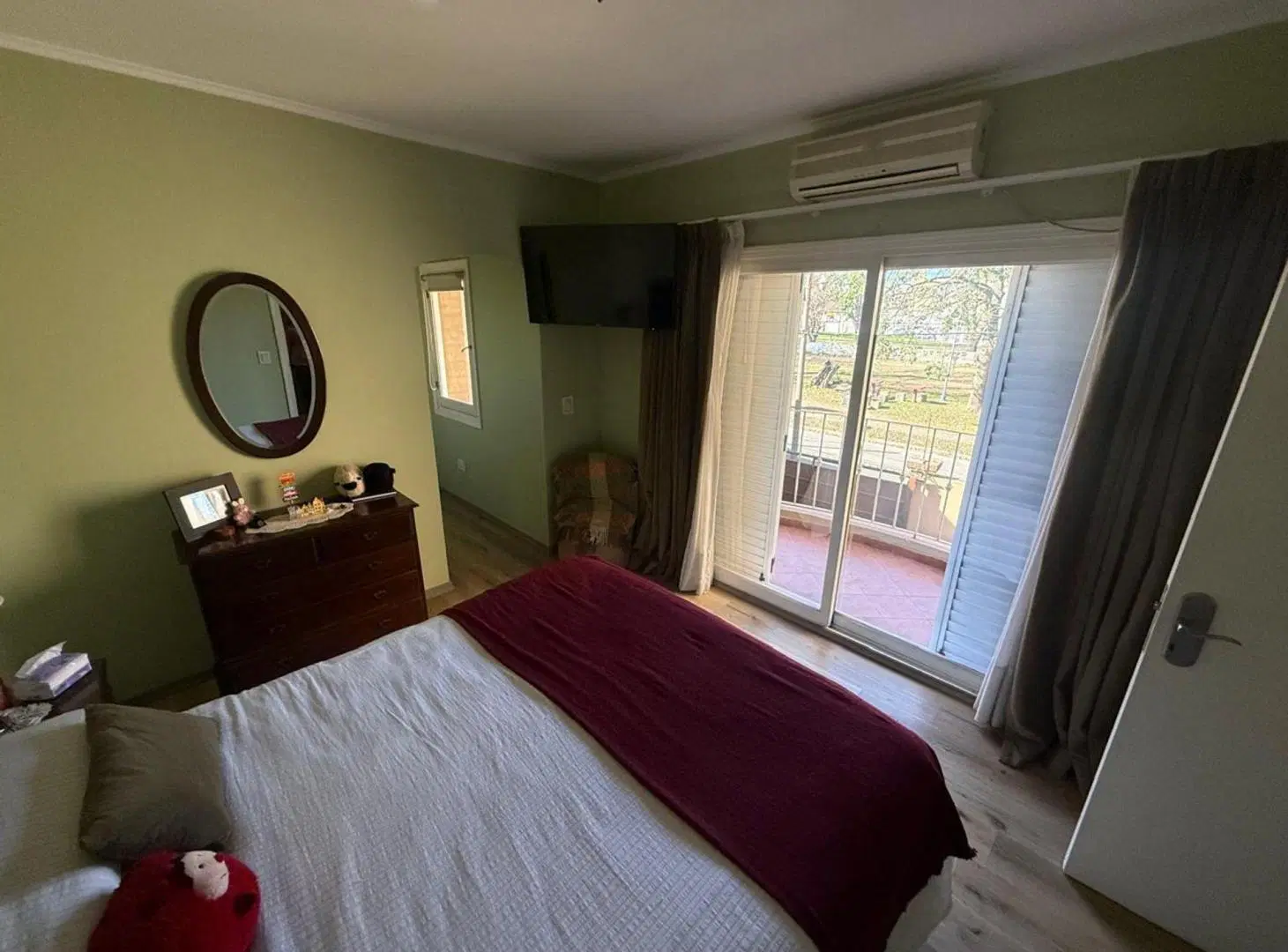 VENTA CASA y GALPON QUINCHO COCHERA TAPIALES 3