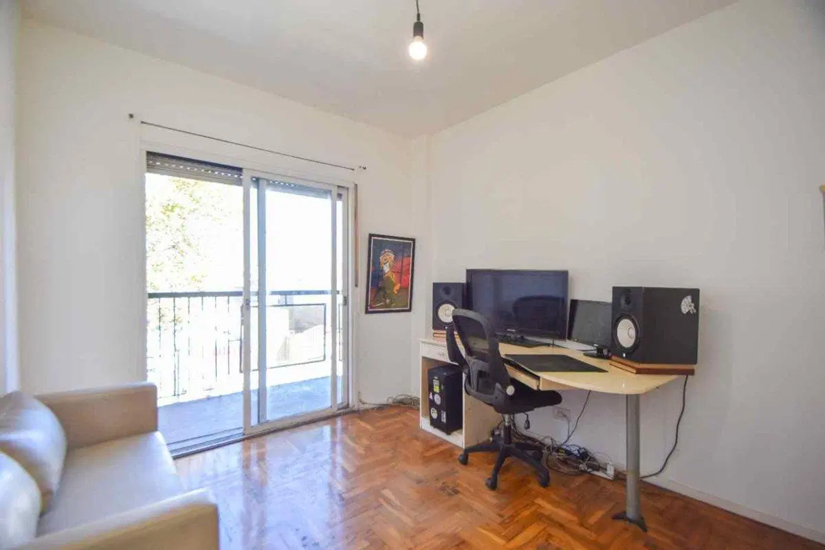 VENTA 4 AMBIENTES CON BALCON FRENTE 3