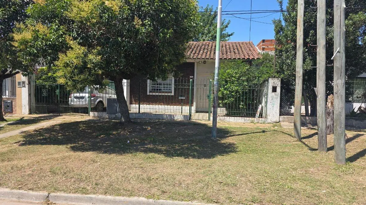 VENTA CASA 3 AMBIENTES PASO DEL REY 5