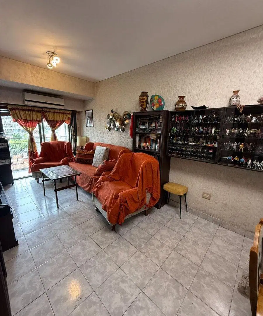 DEPARTAMENTO VENTA EN FLORES 3 AMB C/ BALCON Y LAV 2