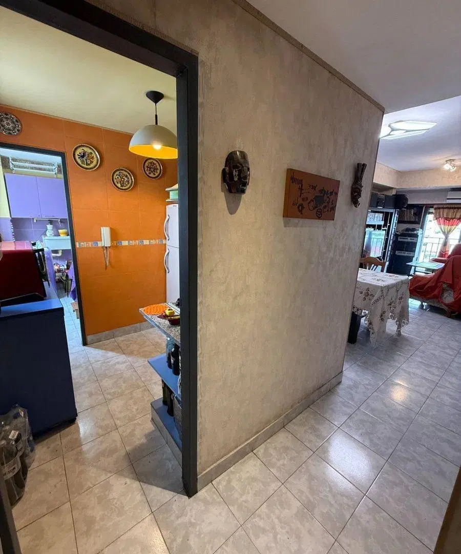 DEPARTAMENTO VENTA EN FLORES 3 AMB C/ BALCON Y LAV 4