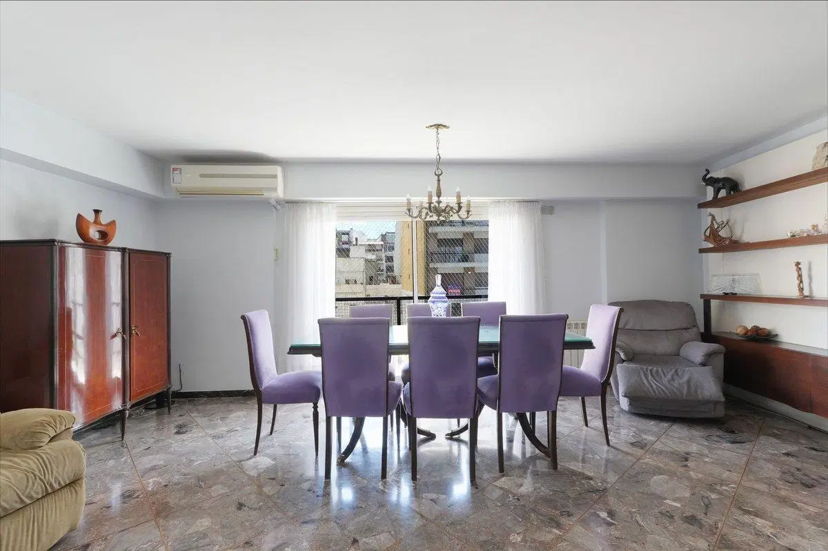 VENTA DEPARTAMENTO 4 AMBIENTES COCHERA Y BAULERA 3