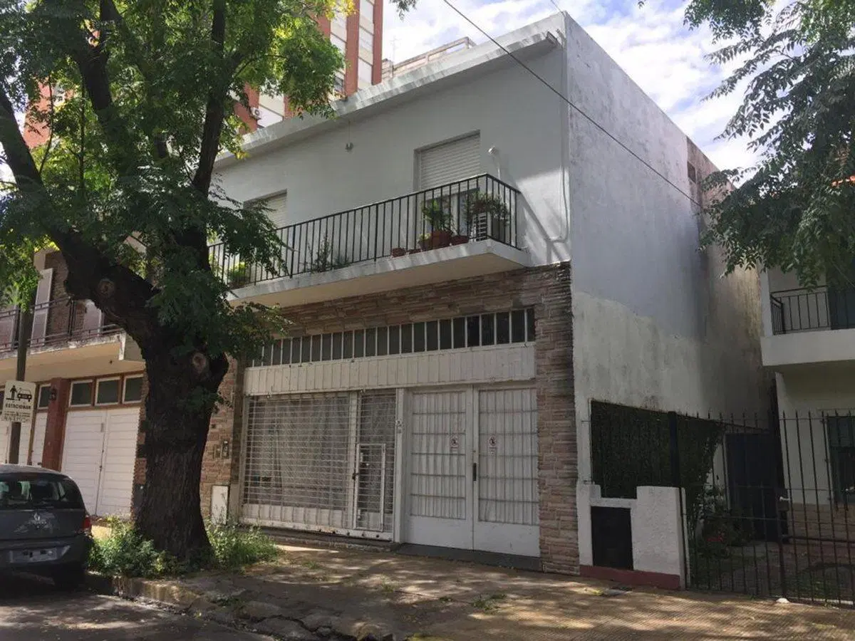 Local con Deposito Martinez. Oficina Vestuarios 2