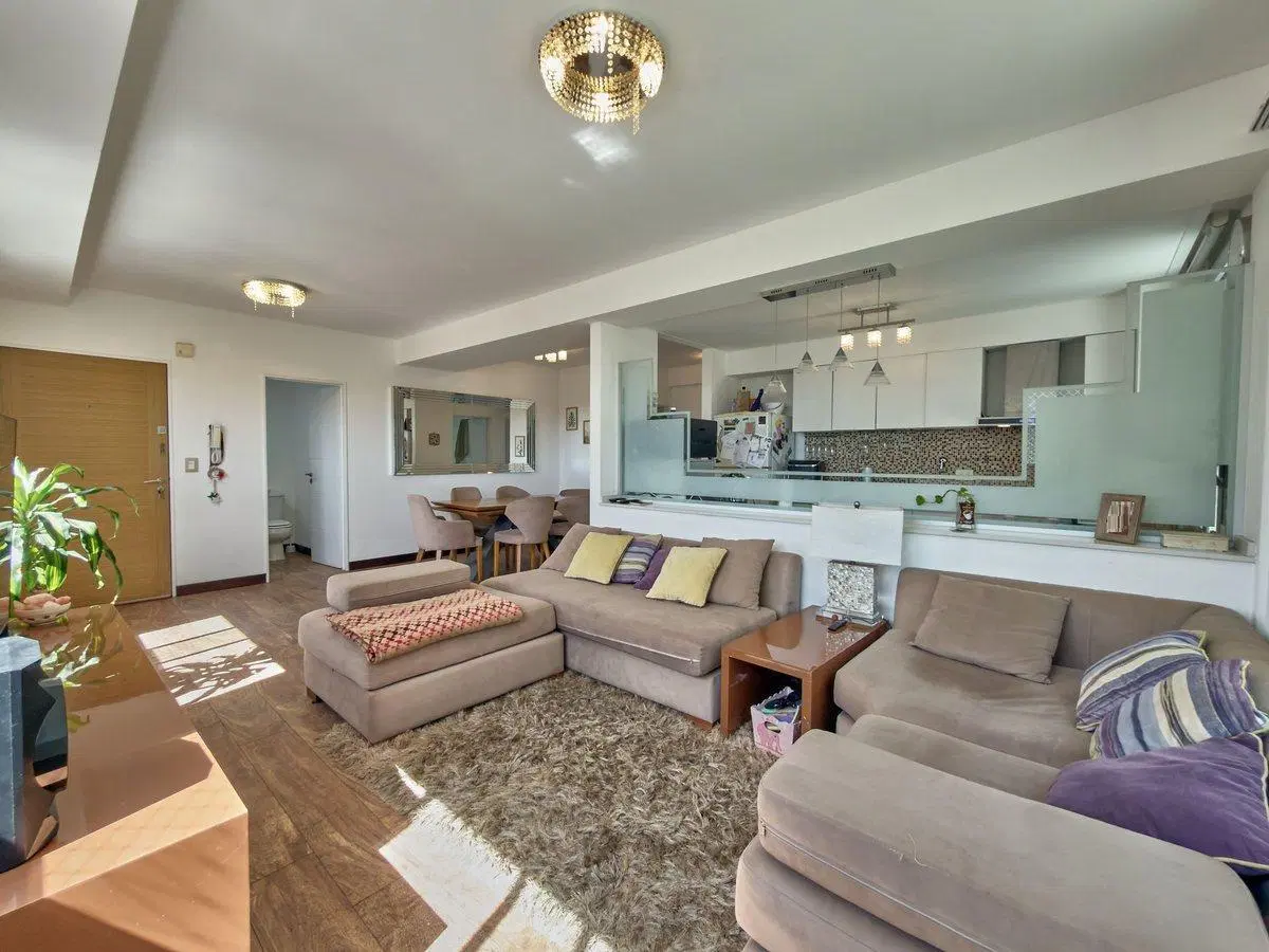 Venta Departamento con Terraza y Cochera 3