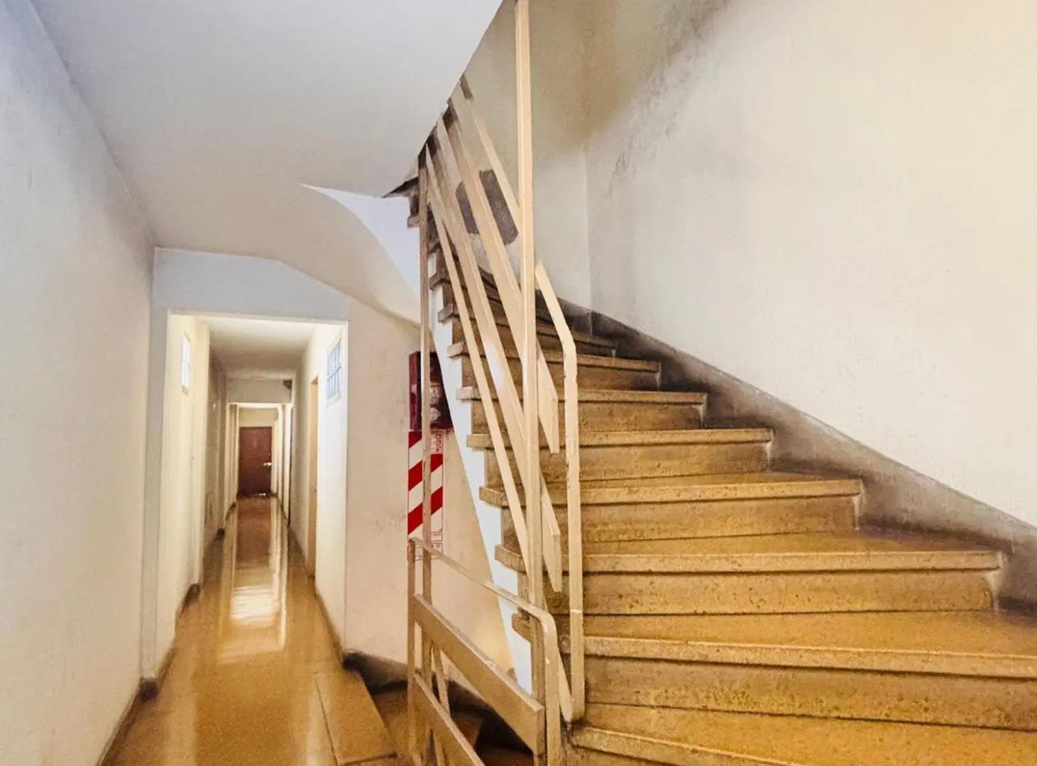 VENTA DEPARTAMENTO 2 AMBIENTES VILLA GENERAL MITRE 8