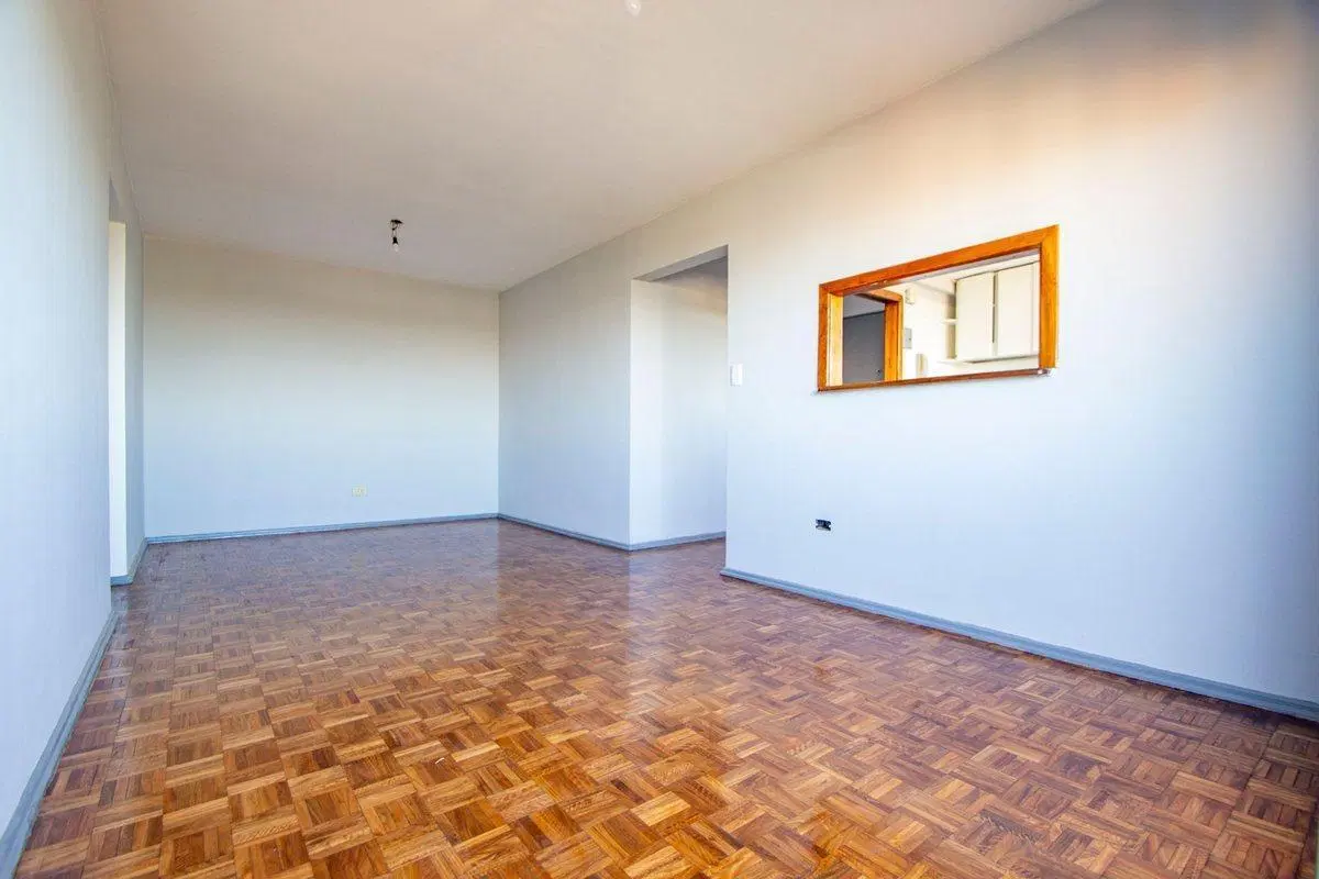 Depto 4 ambientes en VENTA con balcón en Flores 2