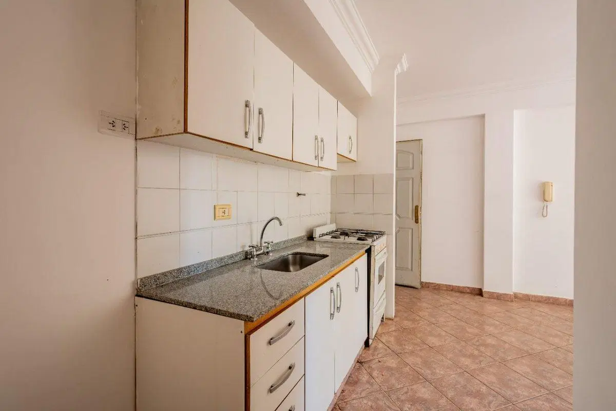 Venta 2 Ambientes con Balcón al Frente y Terraza 4