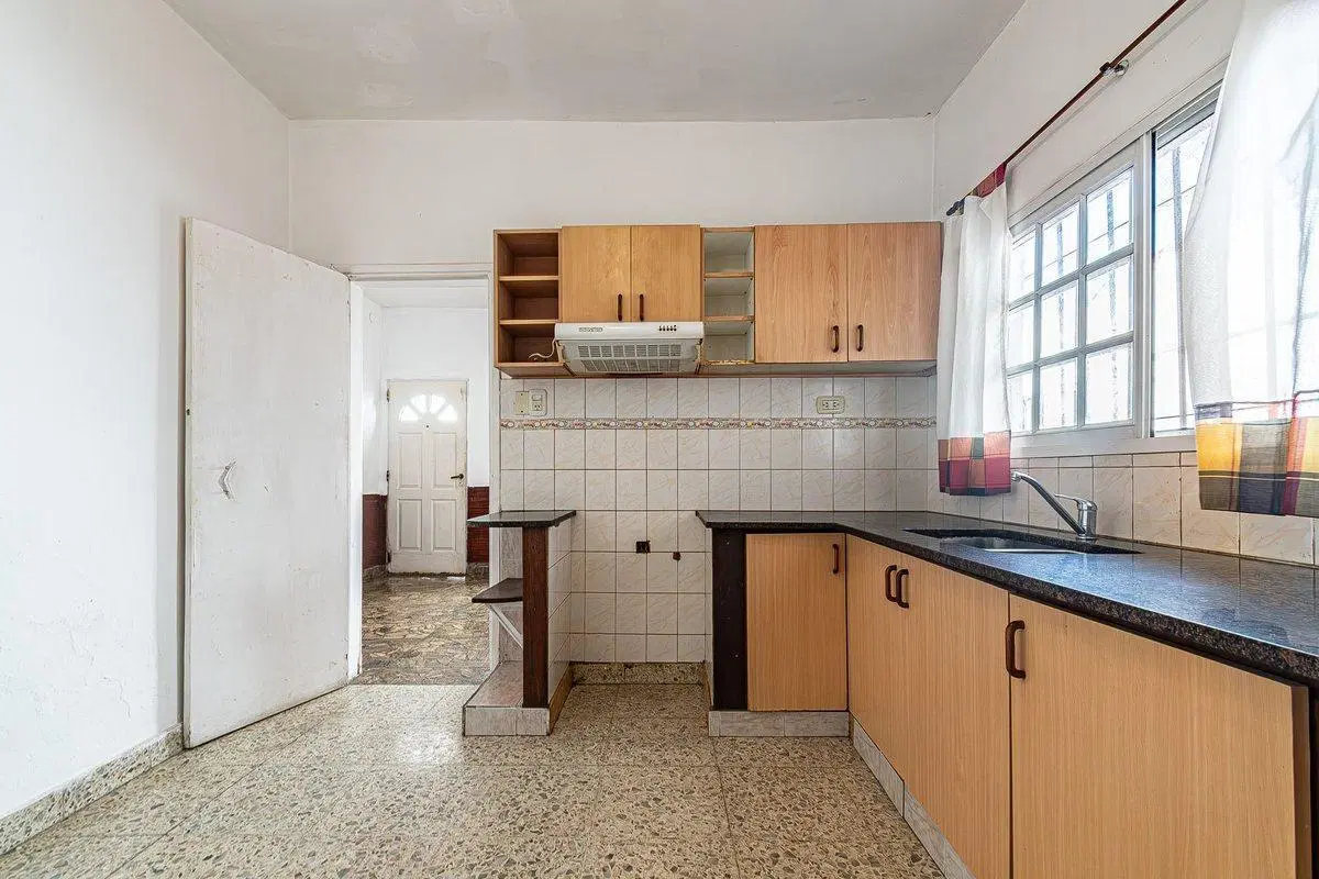 VENTA PH  DE 3 AMBIENTES EN LANUS 2