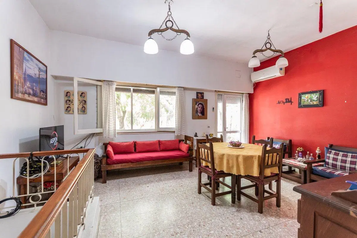 Venta PH 4 ambientes con terraza y balcón 2
