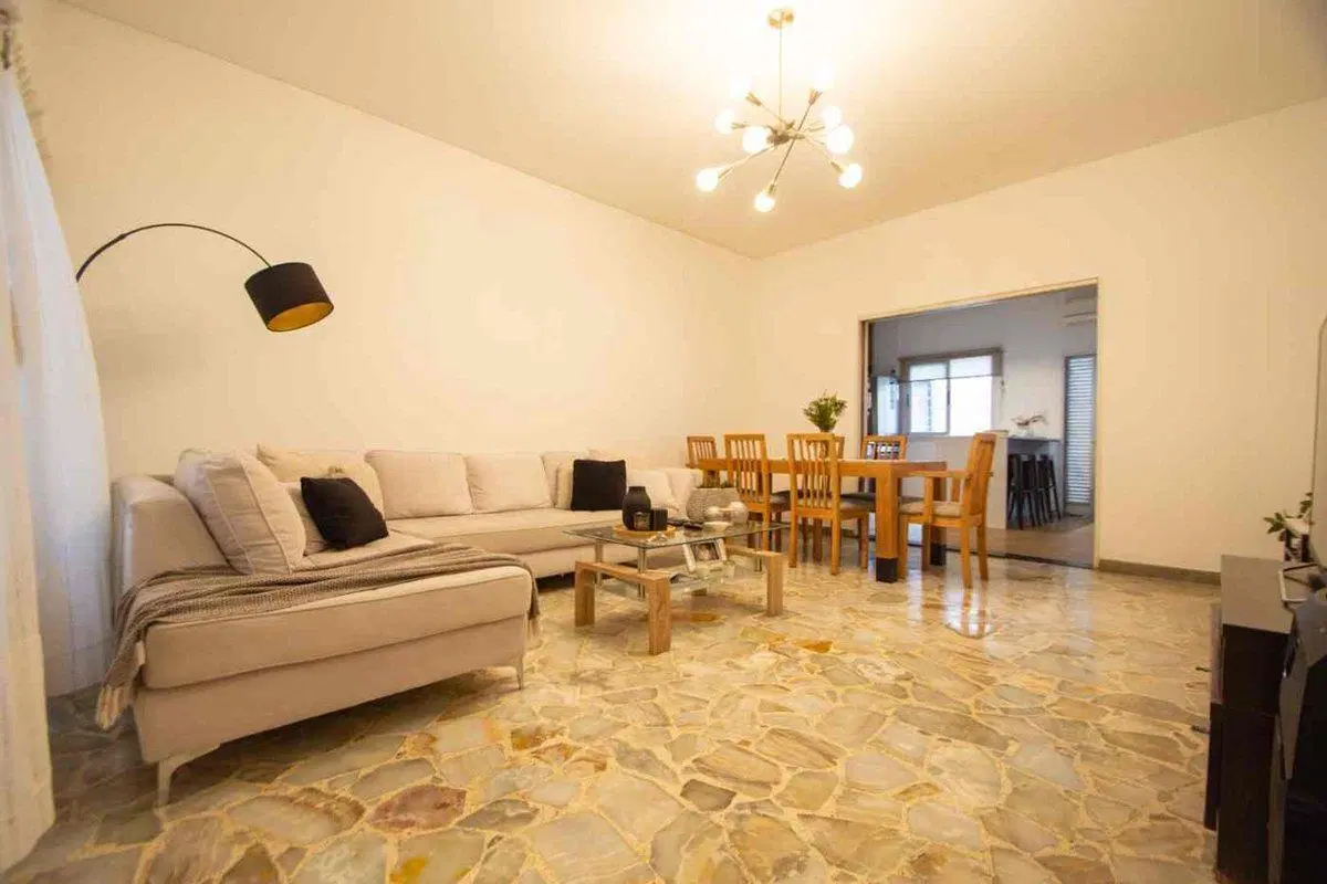 VENTA CASA 5 AMBIENTES EN EL PALOMAR 5