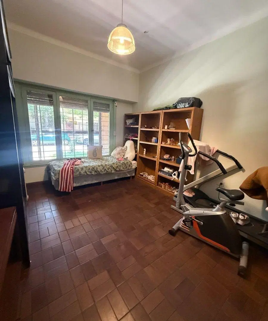 CASA EN OLIVOS DE 4 AMB VENTA C/GARAG+OJO DE AGUA 4