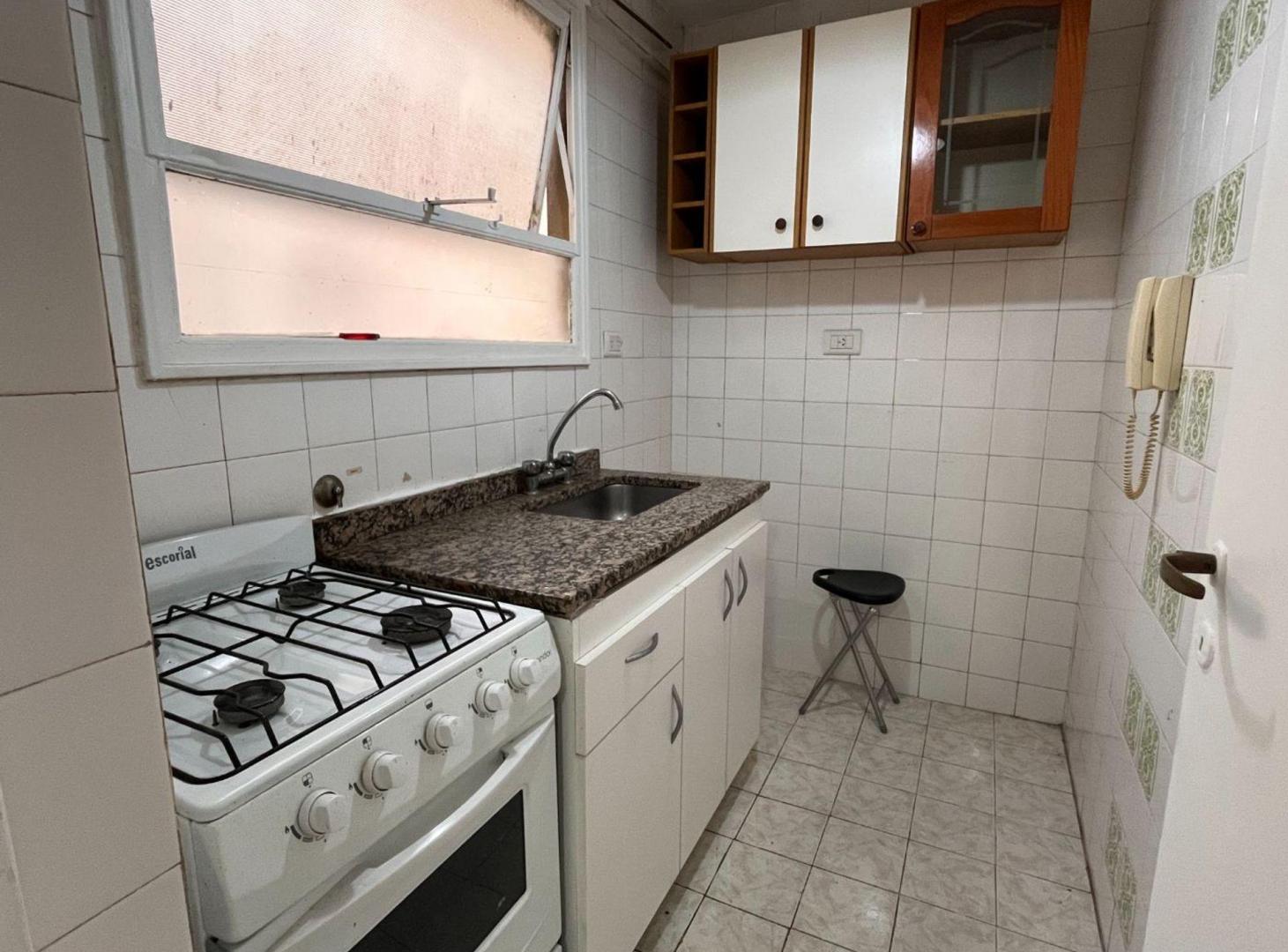Foto de Venta depto. 1 amb. en Cañitas Cocina separada, imagen 2