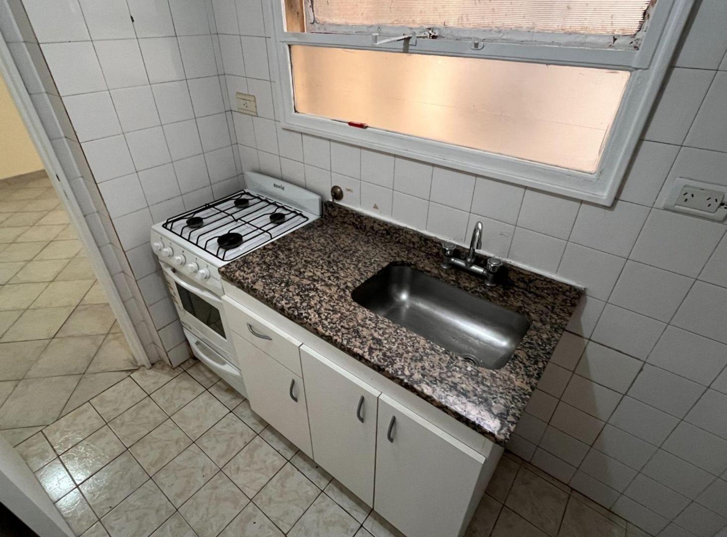 Foto de Venta depto. 1 amb. en Cañitas Cocina separada, imagen 5