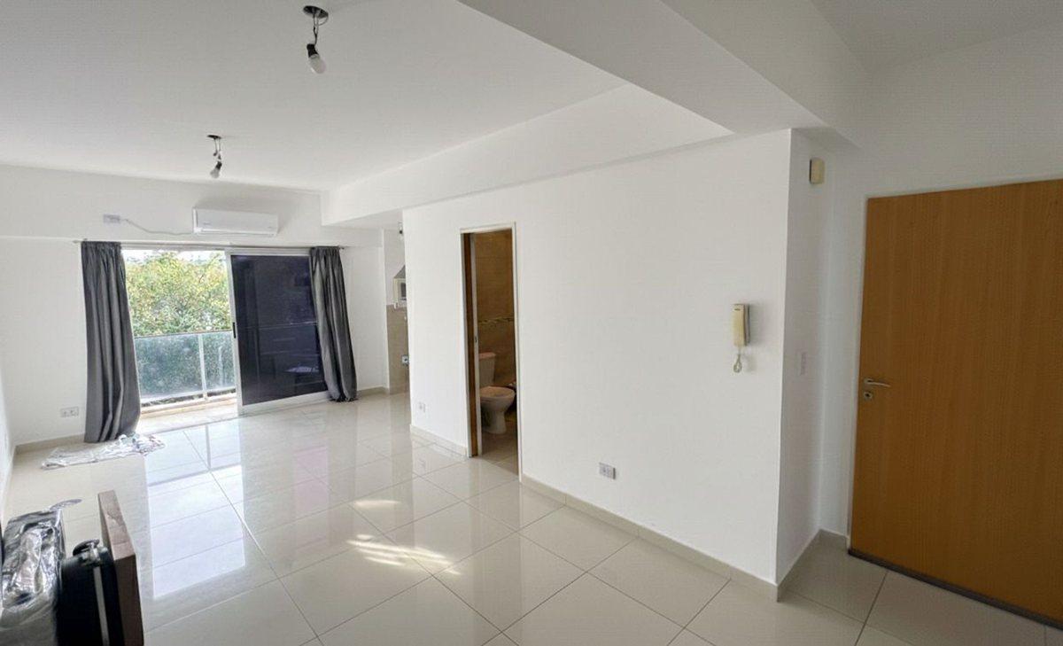 Foto de VENTA DOS AMBIENTES LUMINOSO SAAVEDRA, imagen 1