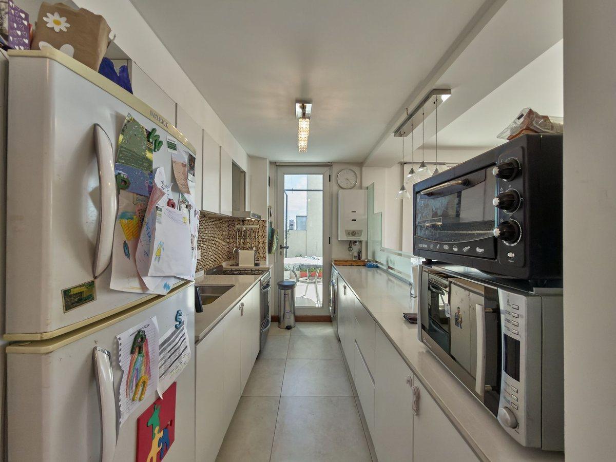 Foto de Venta Departamento con Terraza y Cochera, imagen 3