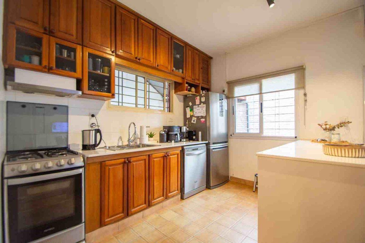 Foto de VENTA CASA 5 AMBIENTES EN EL PALOMAR, imagen 3