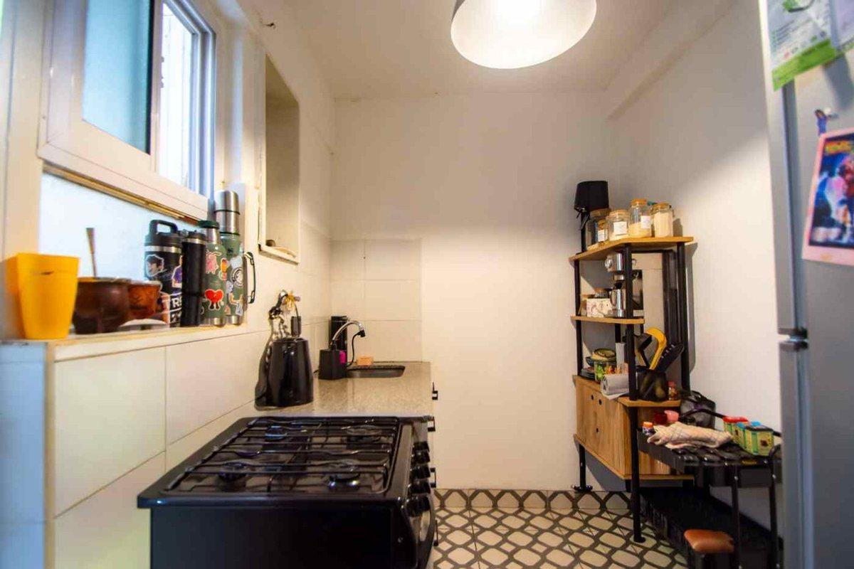 Foto de Venta depto dos ambientes con patio en Versalles, imagen 3