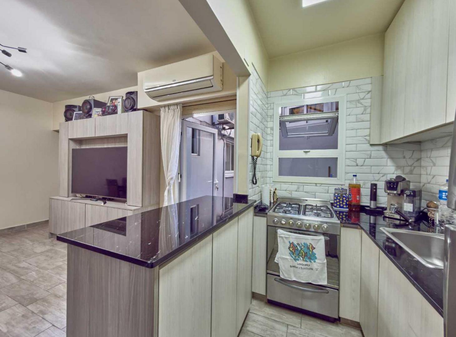 Foto de VENTA DEPTO 3 AMB, 2 PATIOS REFACCIONADO CABALLITO, imagen 3
