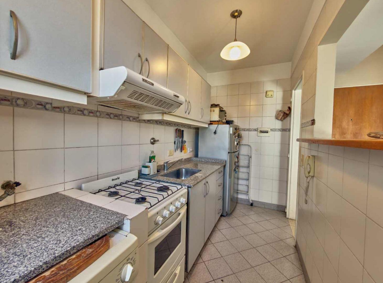 Foto de VENTA DEPTO 2 AMB PISO ALTO VILLA GENERAL MITRE, imagen 1