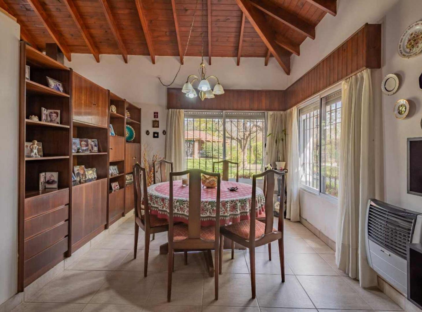 Foto de Venta Casa 3 amb + Quinco y pileta en EL CAZADOR, imagen 3