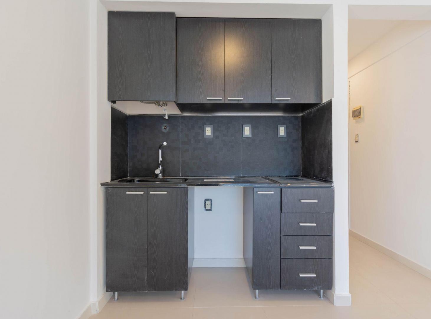 Foto de VENTA CONSULTORIO/OFICINA RECOLETA LUMINOSO, imagen 4