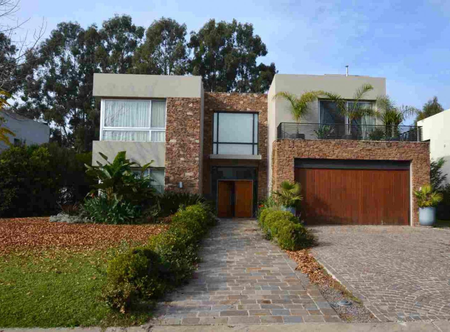 Foto de VENTA CASA 8 AMBIENTES VALVEDEZ BARRIO PRIVADO, imagen 4