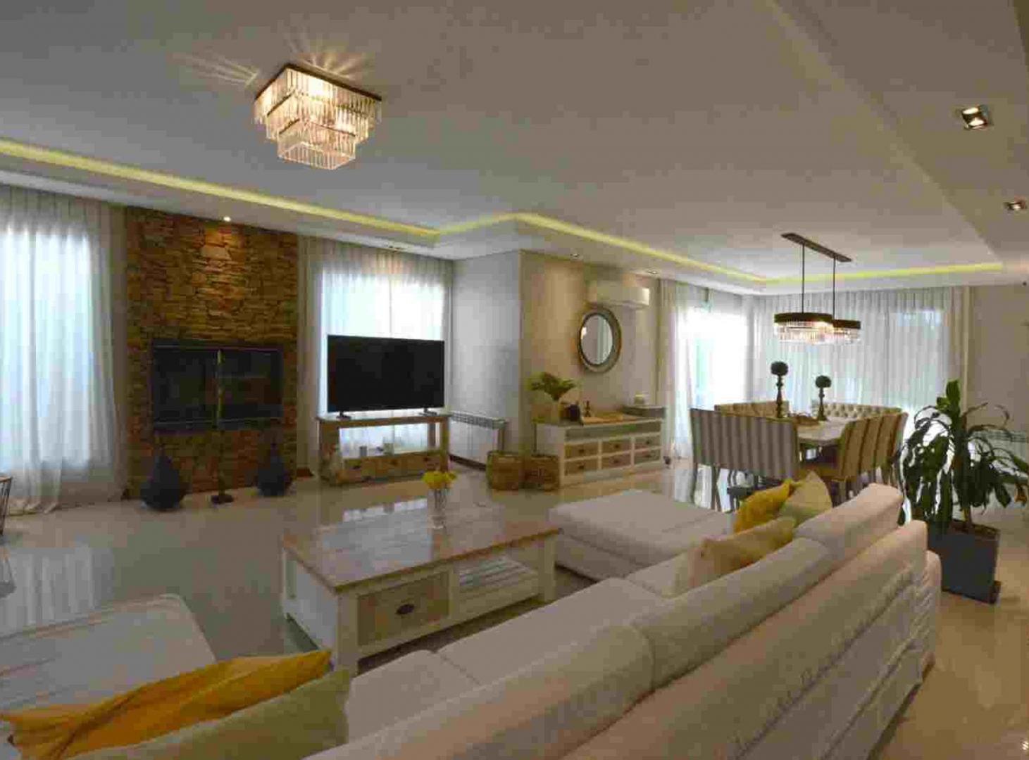 Foto de VENTA CASA 8 AMBIENTES VALVEDEZ BARRIO PRIVADO, imagen 3