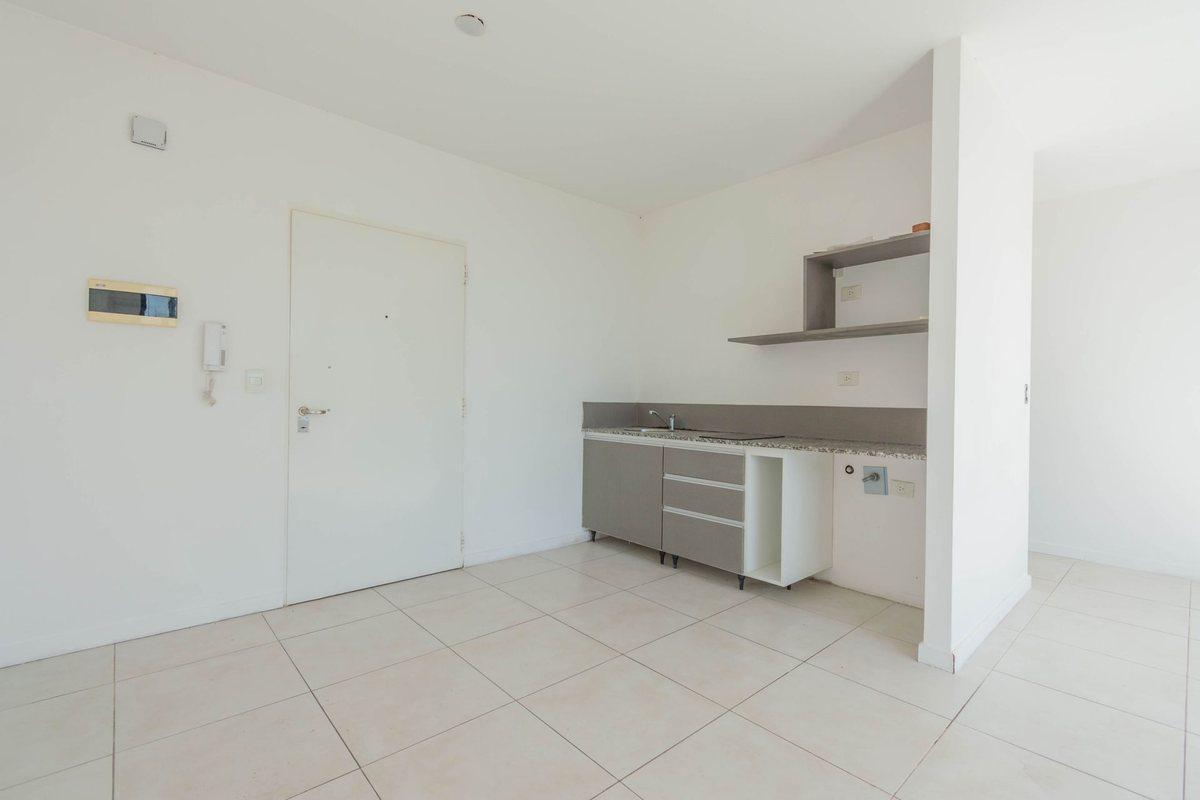 Foto de MONOAMBIENTE LUMINOSO EN VENTA EN CHACARITA, imagen 5