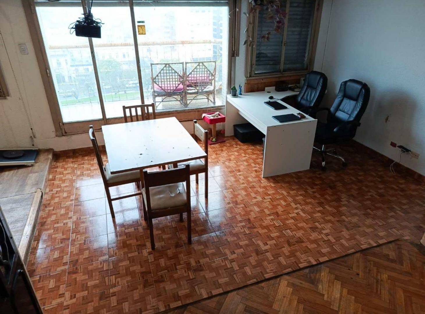 Foto de VENTA DEPTO PISO 3 AMB ZONA UADE OPORTIUNIDAD, imagen 2