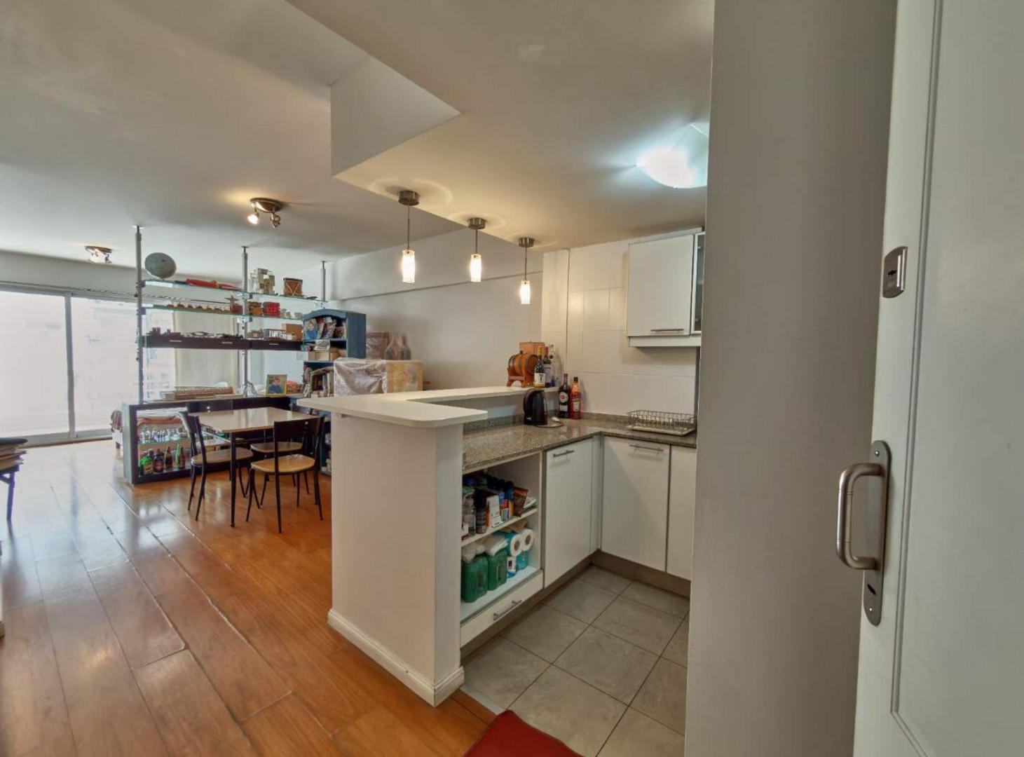 Foto de VENTA MONOAMBIENTE PISO ALTO C/BALCÓN BELGRANO, imagen 4