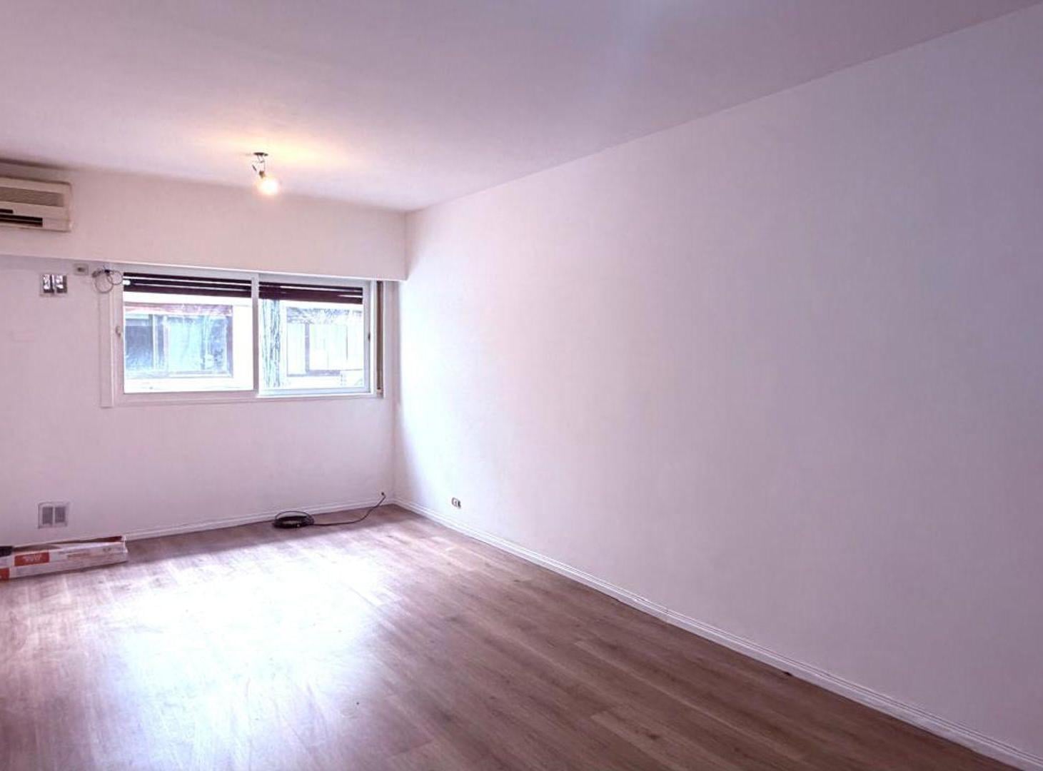 Foto de Venta Monoambiente en Retiro piso 9 sobre Juncal, imagen 5