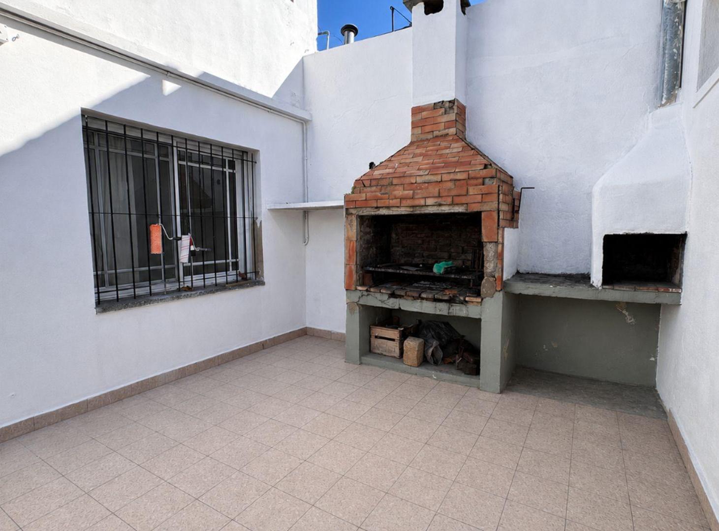 Foto de VENTA CASA 3 AMB SAN MARTIN GARAJE PATIO TERRAZA, imagen 4