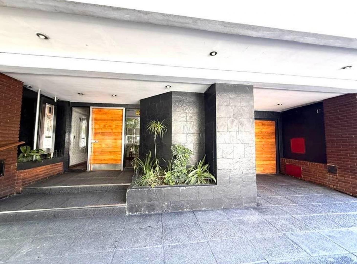 Foto de VENTA SEMIPISO VILLA DEL PARQUE 4 AMB COCHERA, imagen 3