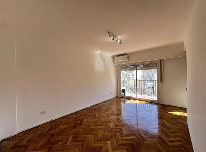 Alquiler departamento de 3 ambientes. Impecable estado! 4