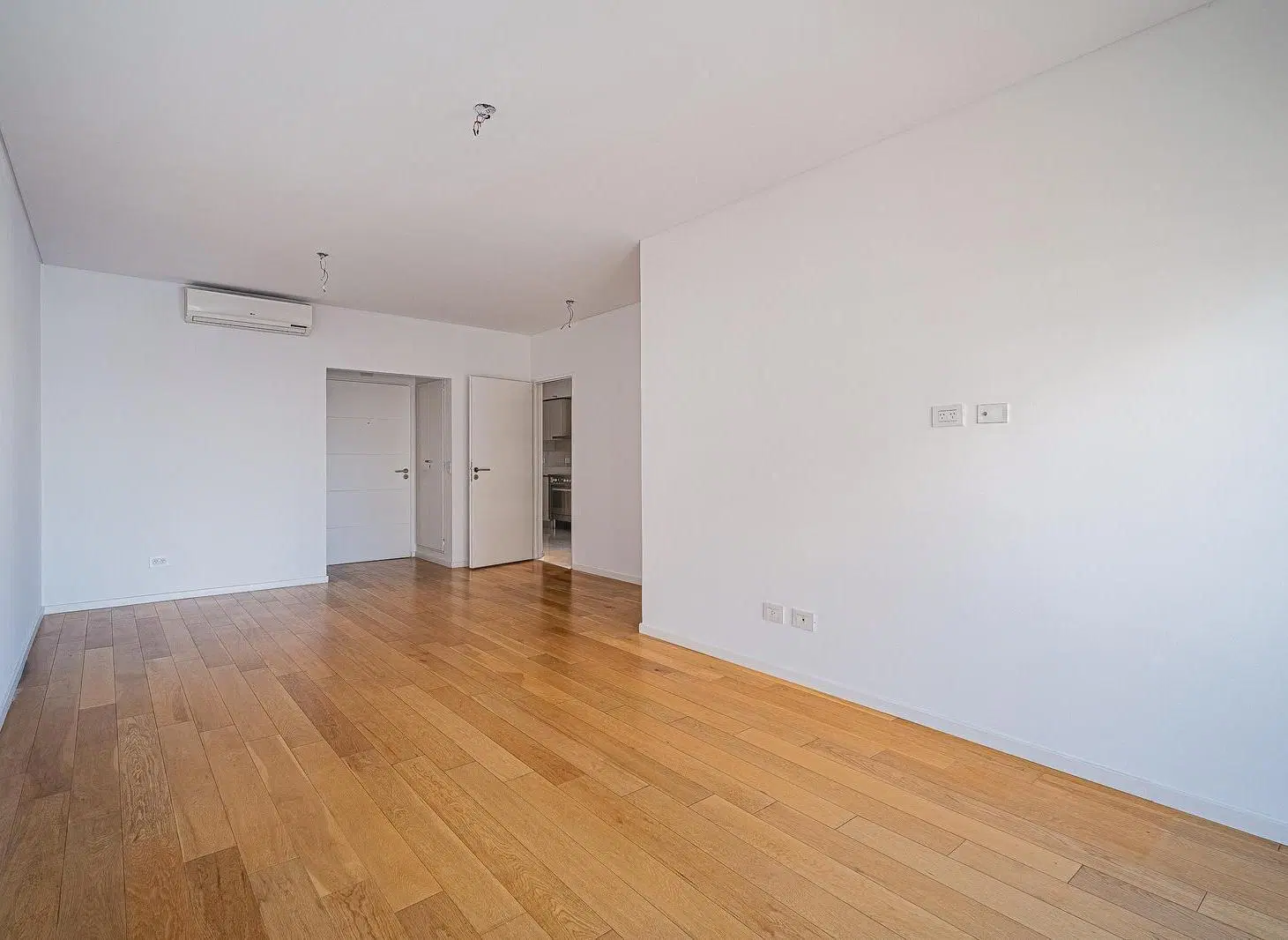 Venta semipiso 4 ambientes en Belgrano con 2 cocheras 2