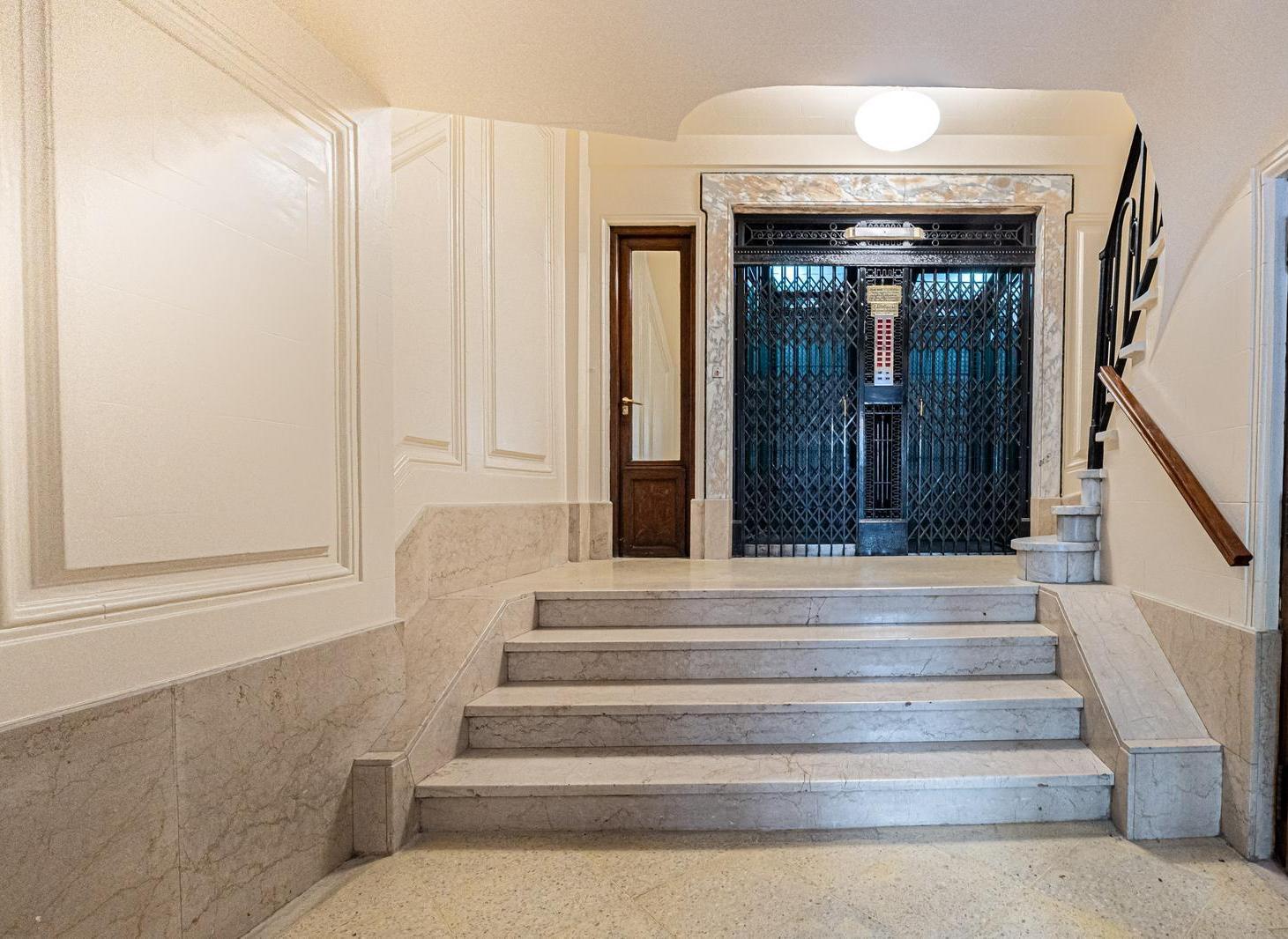 Foto de Venta estudio/ oficina en Tribunales, imagen 2