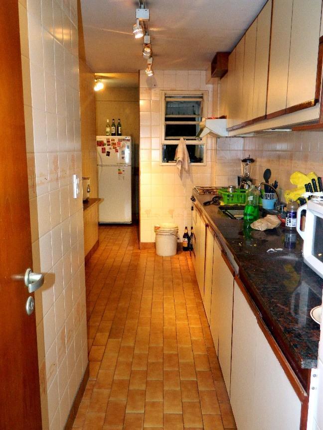 Foto de Departamento. 3 dormitorios con dependencia. Cochera., imagen 1