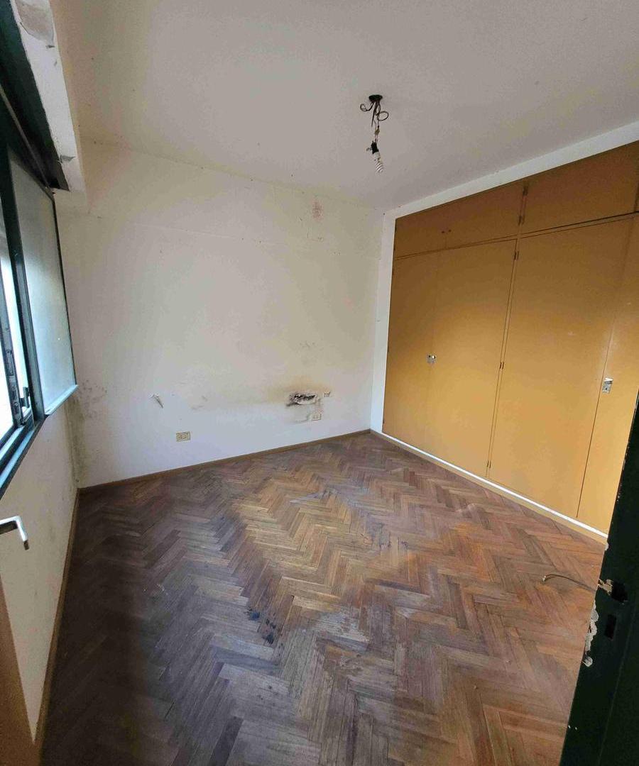 Foto de Departamento. 2 ambientes. Tercer piso por escalera. Luminoso. A, imagen 3