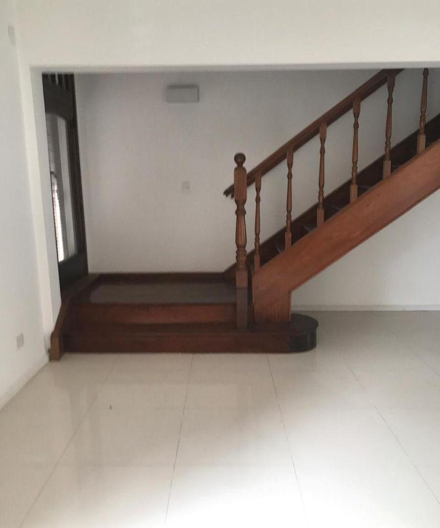 Foto de ALQUILER - Señorial Casa Moderna, imagen 5