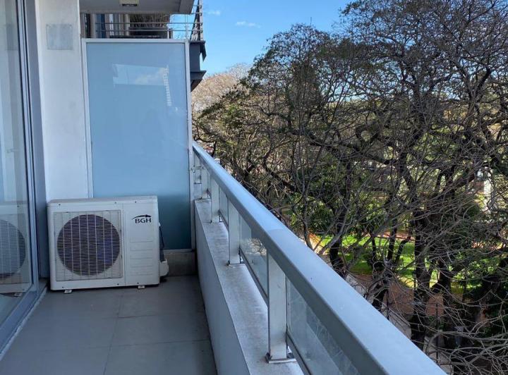 Luminoso Departamento con Todos los Gastos Incluidos – Zona Embajada USA