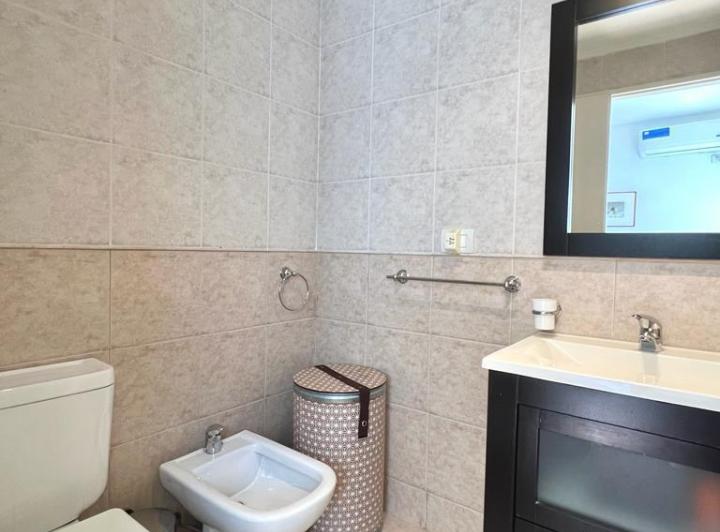 Loft Colorido y Moderno En Palermo Sobre Calle Cabrera. Con Gastos Incluidos.