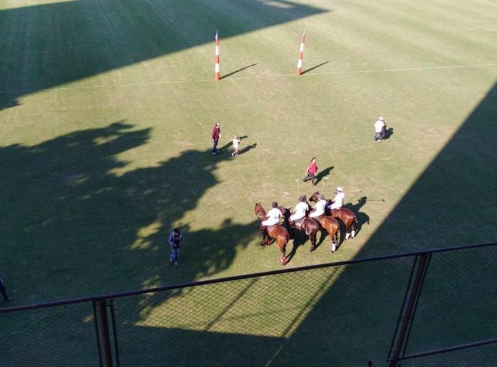 Foto de Espectacular 4.5 dormitorios - vista alta al CAMPO de POLO, incluye, imagen 3